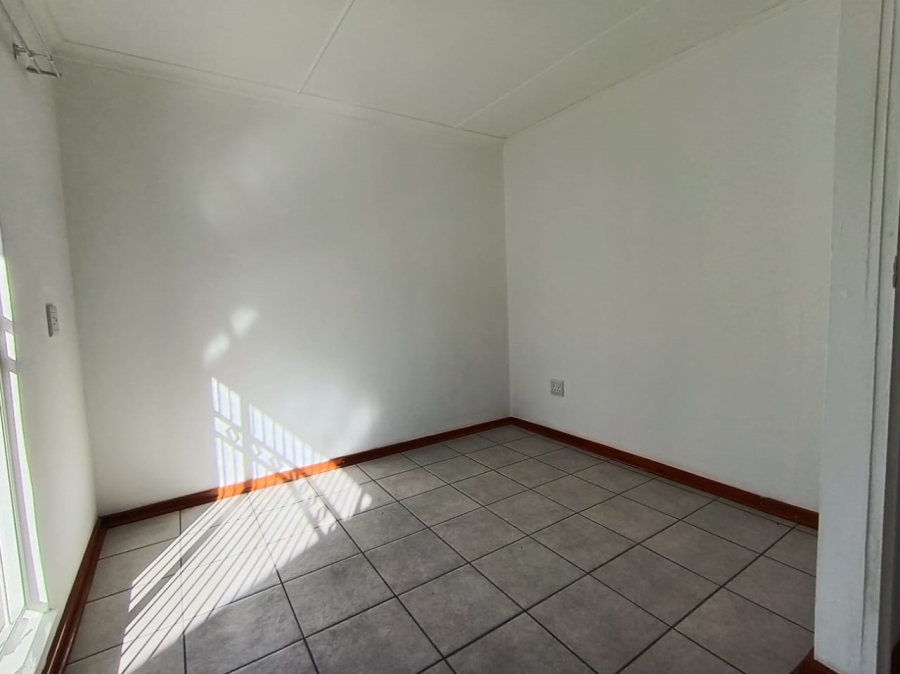 5 Bedroom Property for Sale in Universitas Ridge Free State